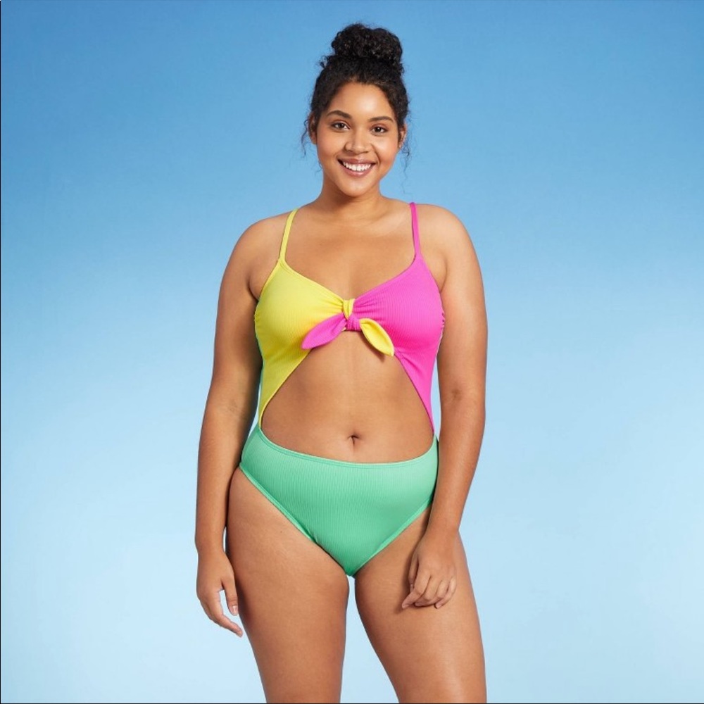 XHILARATION COLOR BLOCK SWIM SUIT